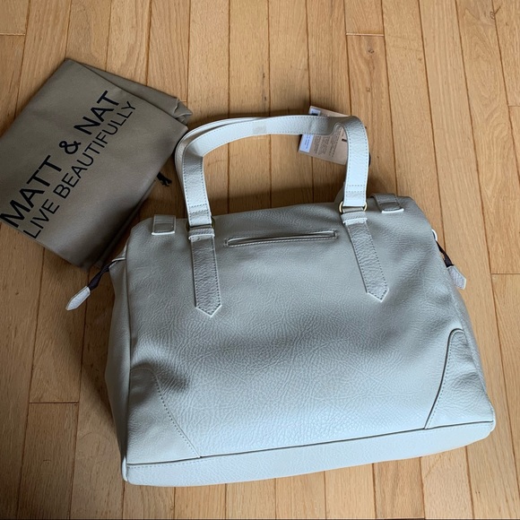Matt & Nat Cream Shoulder Bag - Picture 2 of 2
